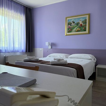 Albergo Trattoria Italia Desenzano del Garda Luaran gambar