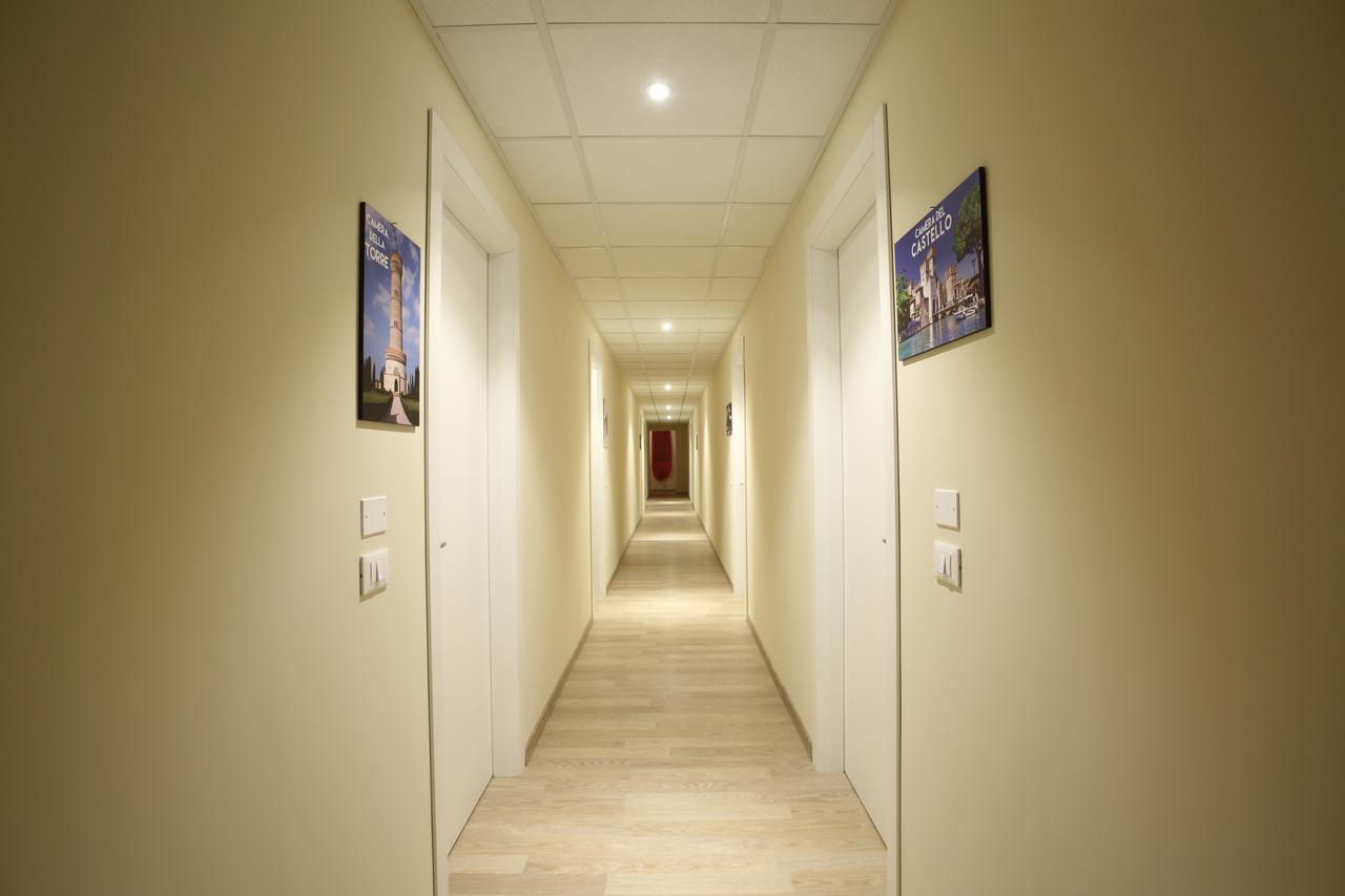 Albergo Trattoria Italia Desenzano del Garda Luaran gambar