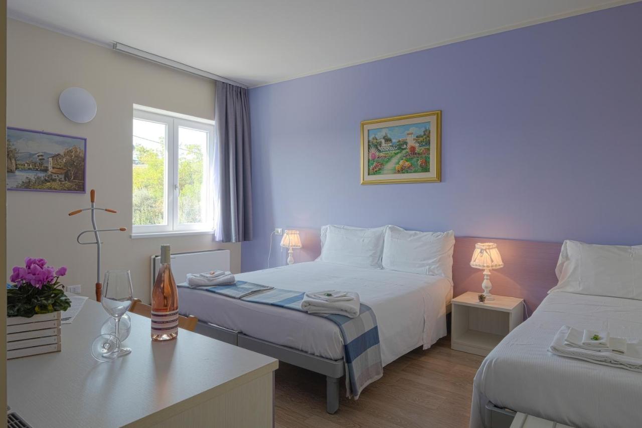 Albergo Trattoria Italia Desenzano del Garda Luaran gambar